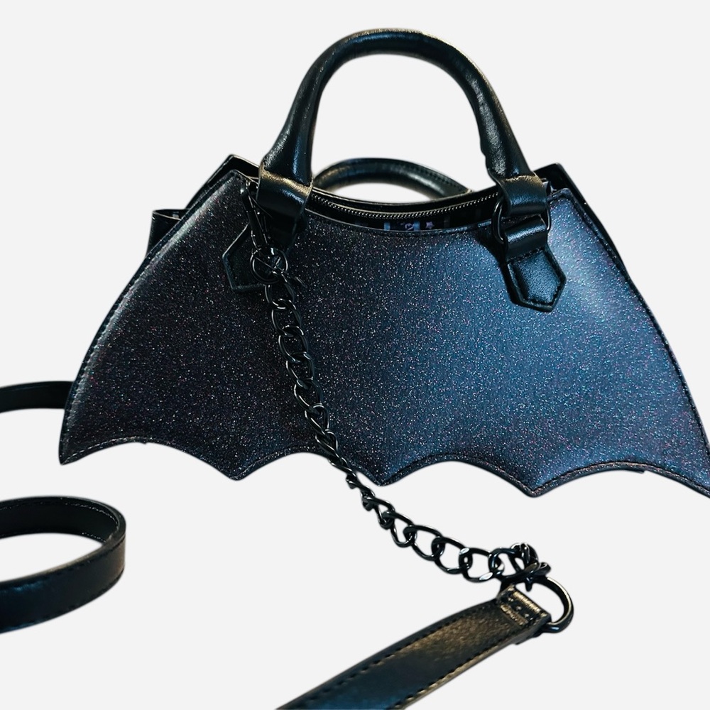 Betsey Johnson Black Bat Crossbody Bag - Picture 4 of 8